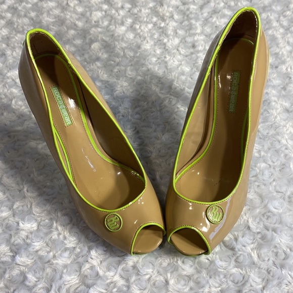 Rocawear peep toes heels size 9 lime green bottom ❤️ - Picture 2 of 7